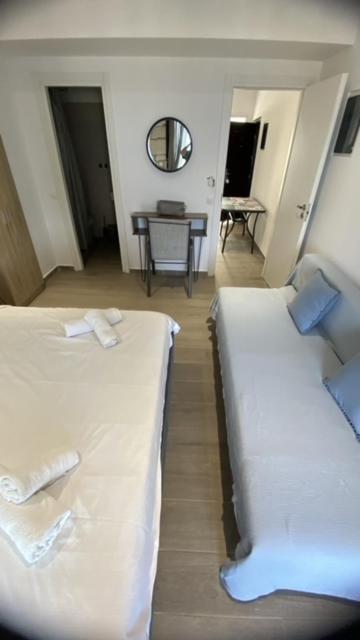 Sea View Apartment *